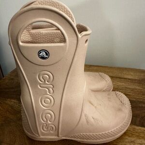 CROCS pull on rain boots light pink. Fair Used Condition